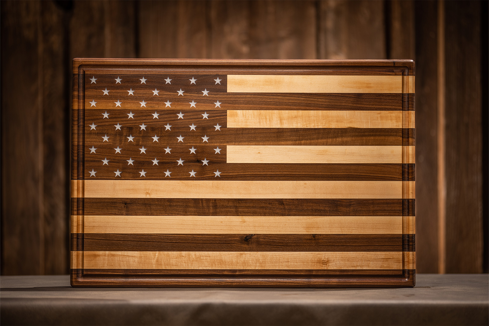 RoseWood Block & Co custom USA flag cutting boards. US flag wood Cutting blocks handmade in the USA. Custom USA cutting board. United States flag wood cutting block